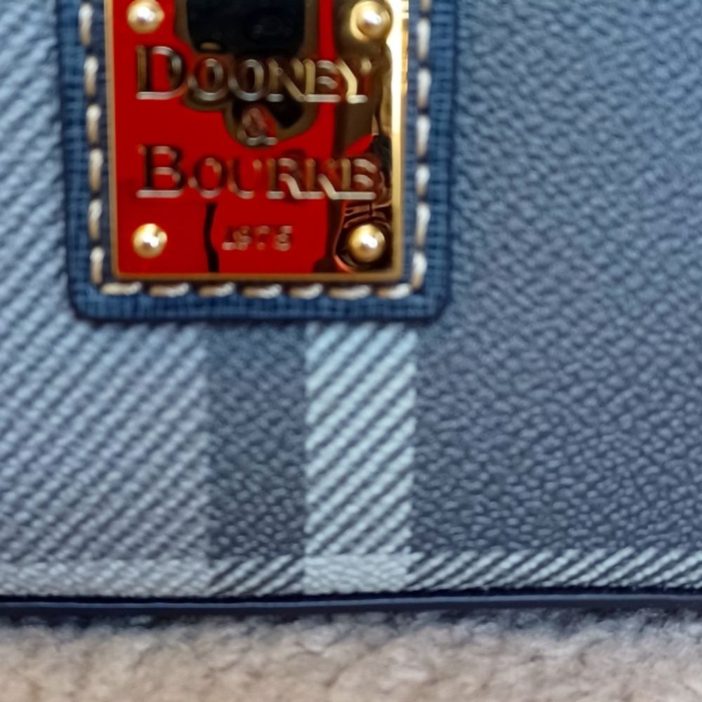 New Dooney & Bourke Graham Gray Plaid Suki Crossbody